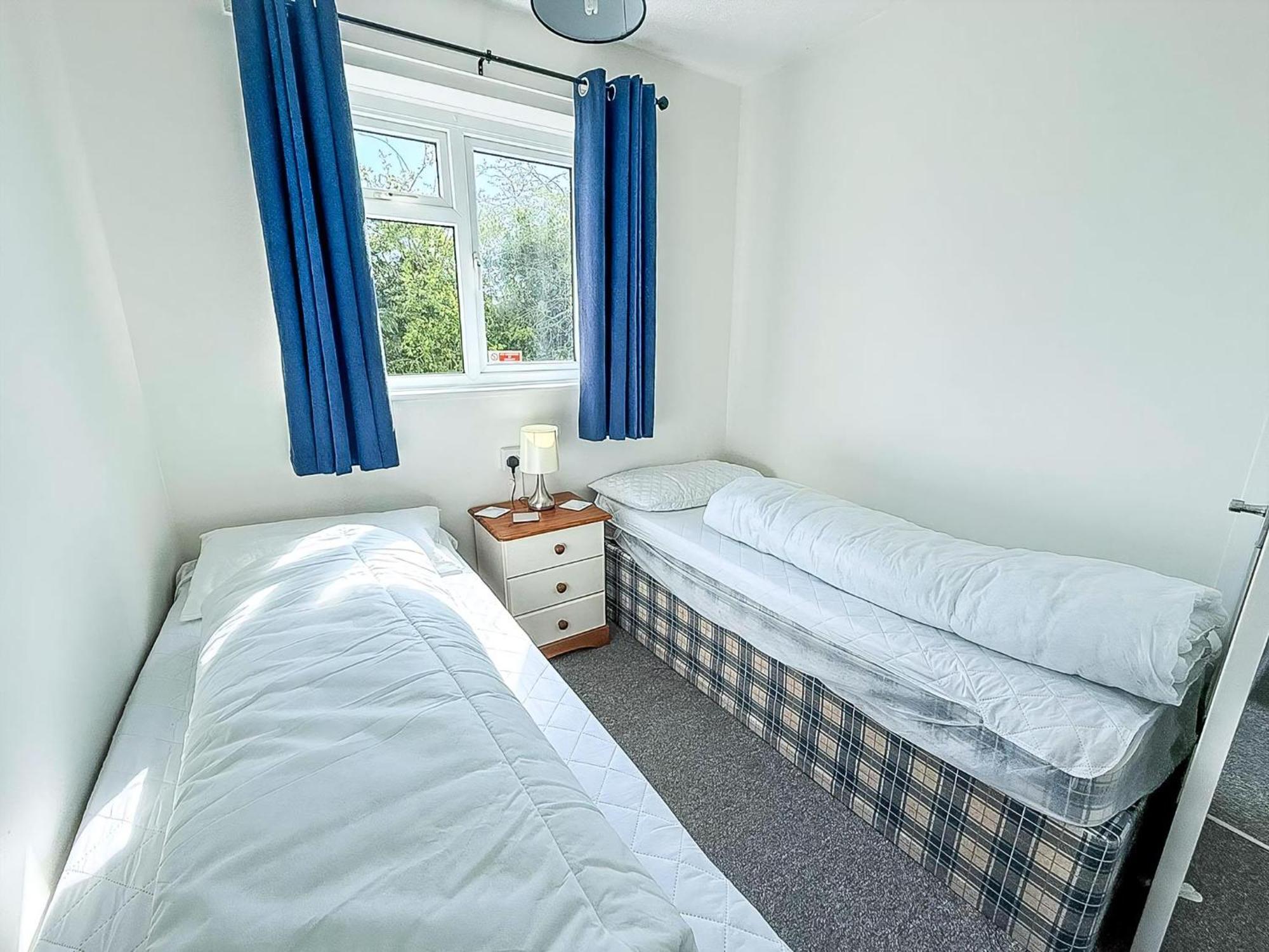 Lovely 5 Berth Chalet In The Coastal Village Of Hemsby Ref 18164B Eksteriør billede
